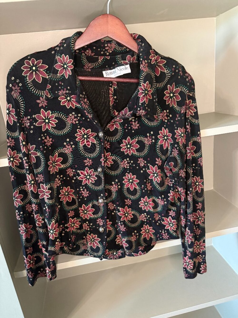 Ronni Nicole by Ouida | Funky Vintage Floral Blouse With Shoulder Pads